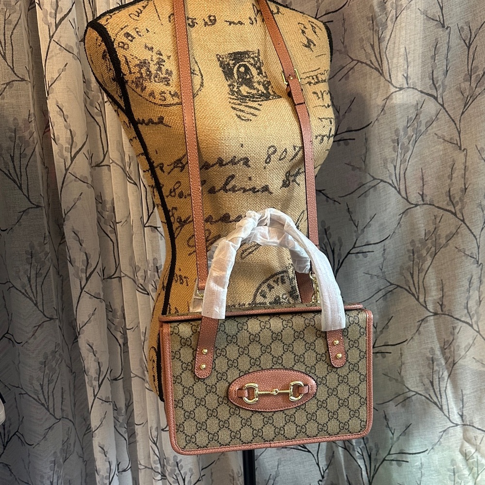 New Fashion Inspired Item (BAG)
#24
